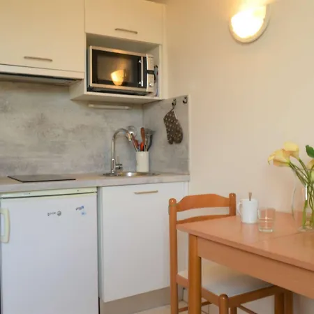 Lejlighed 2 Pieces 3 Couchages Sur Ar060-04f